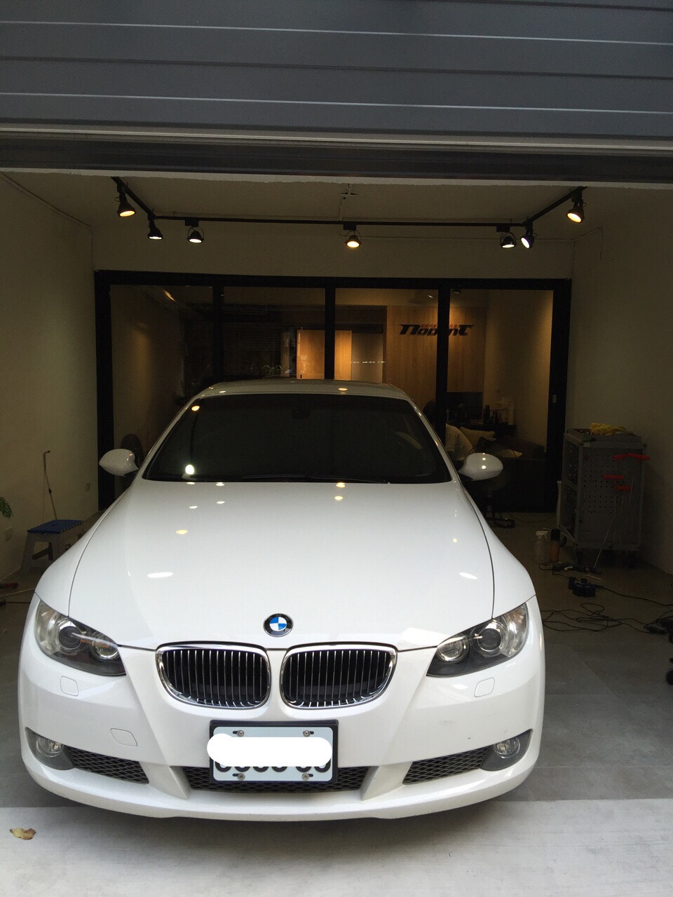 BMW 335CIC 全車凹痕修復