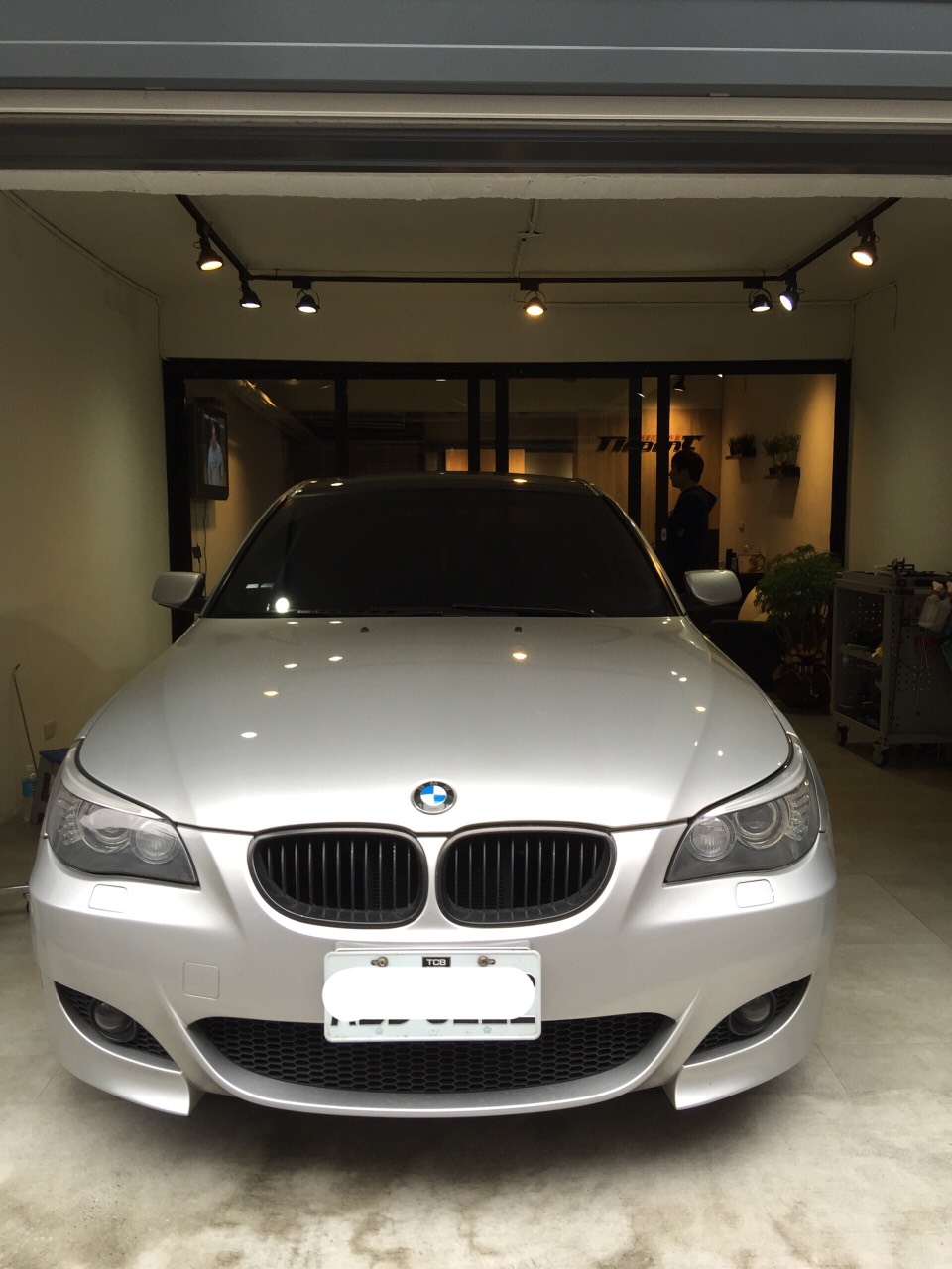 BMW 535I 全車凹痕修復