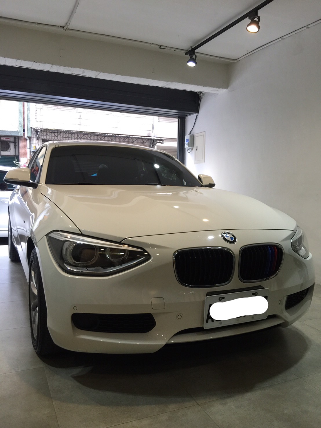 BMW 116I 後葉子鈑凹痕修復