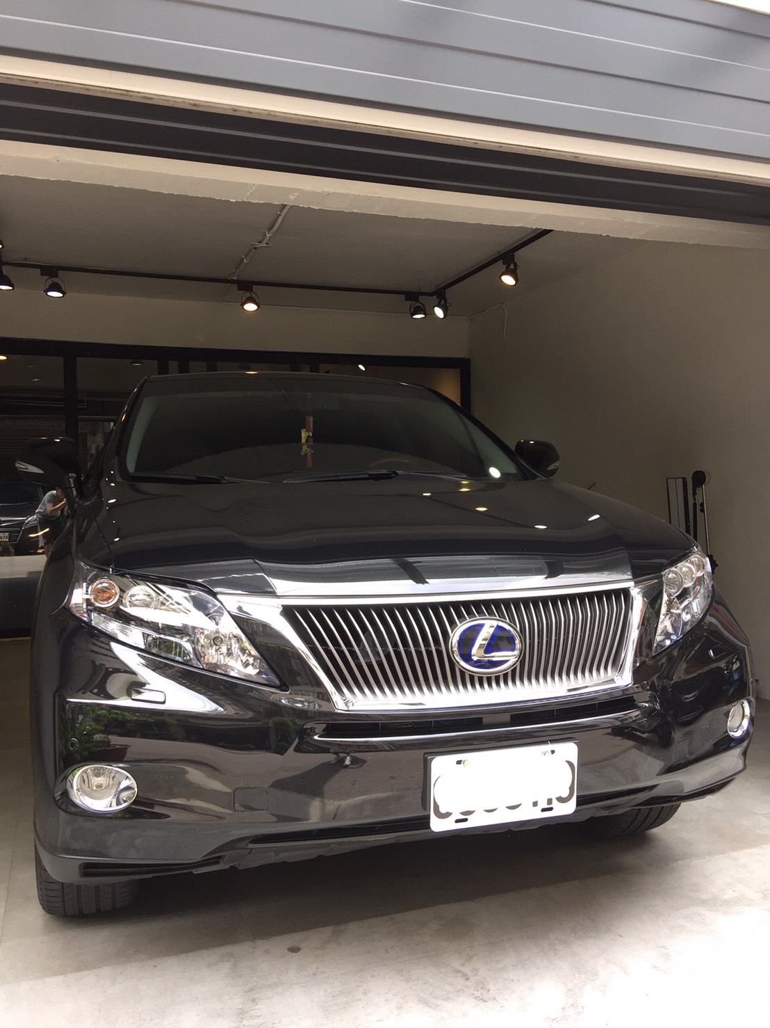 Lexus Rx450h 全車凹痕修復