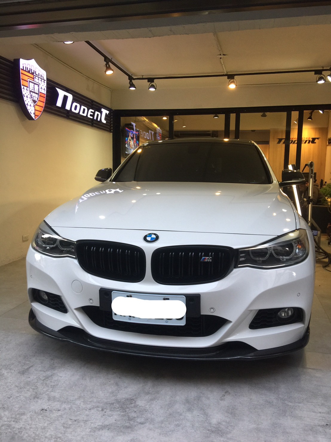 BMW 328I GT 全車凹痕修復