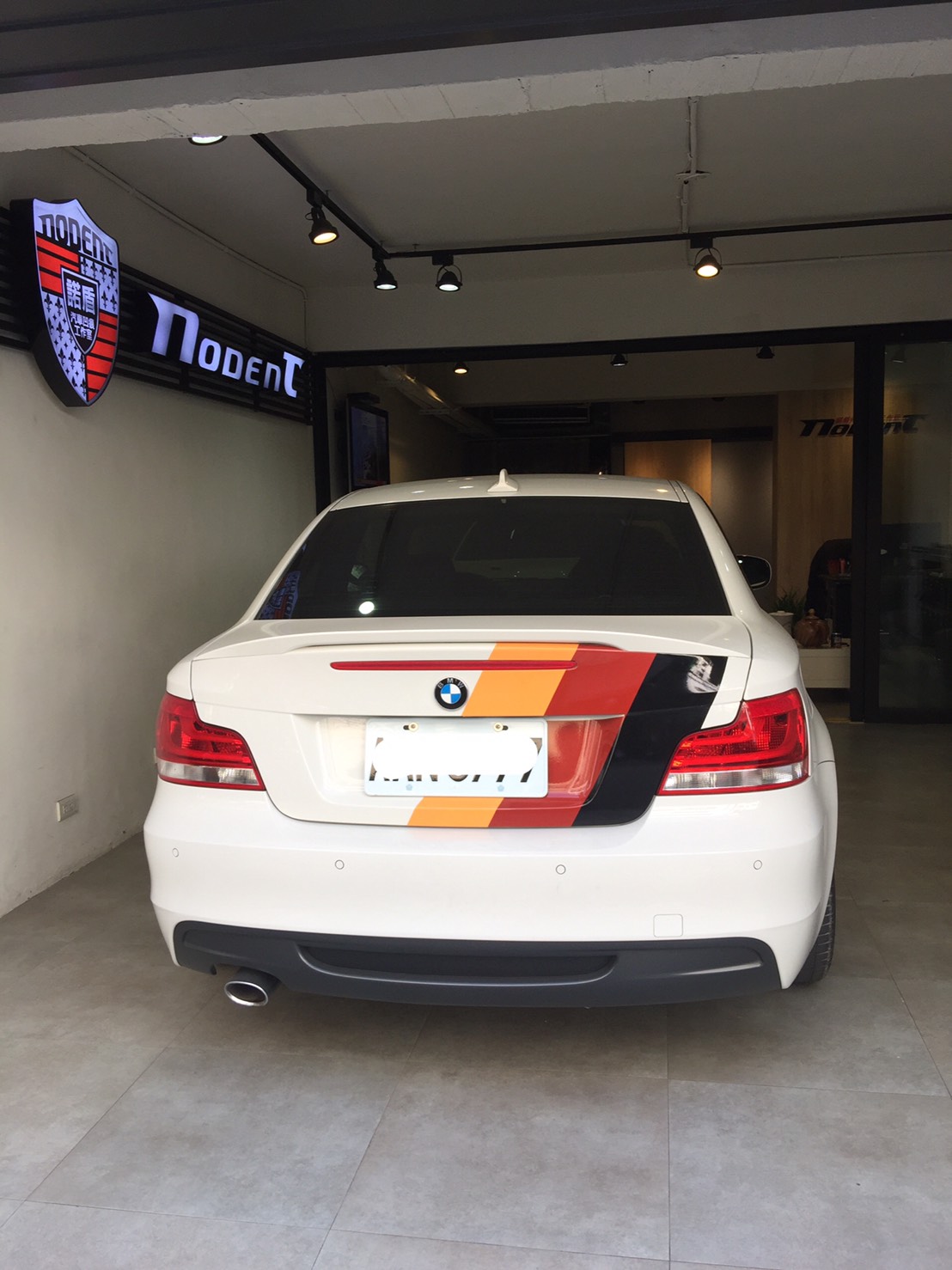 BMW 135I 後葉子鈑凹痕修復