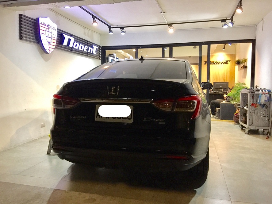 Luxgen S5 turbo 門鈑菱線凹痕修復