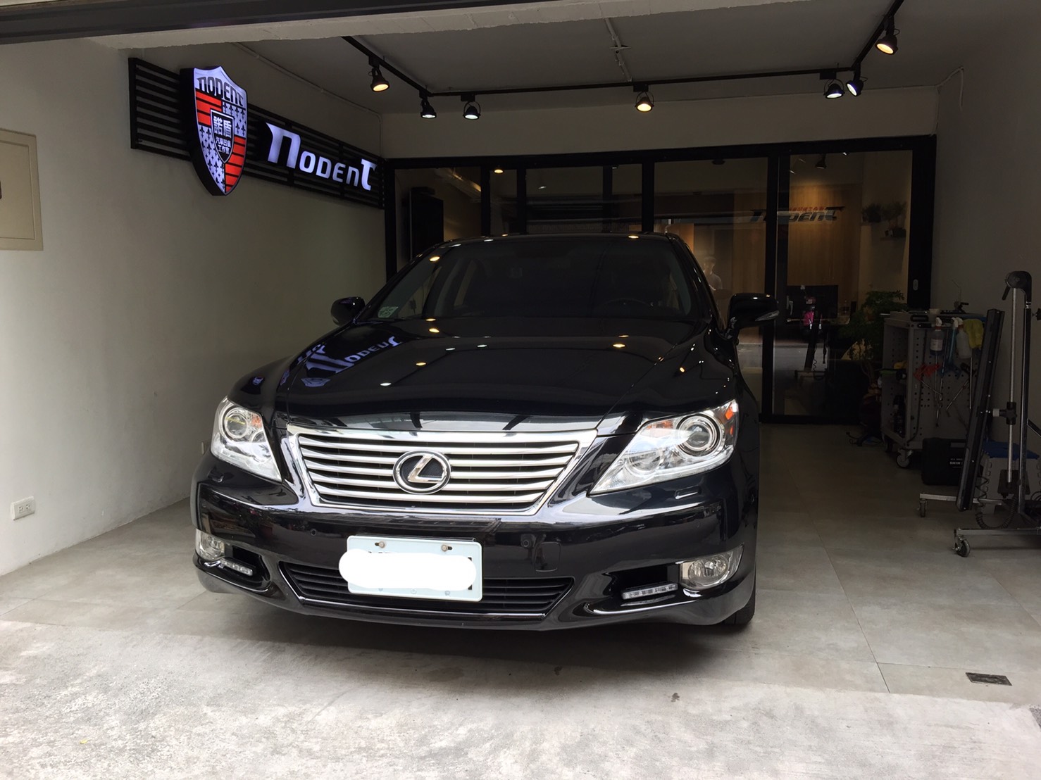 Lexus Ls460 全車凹痕修復