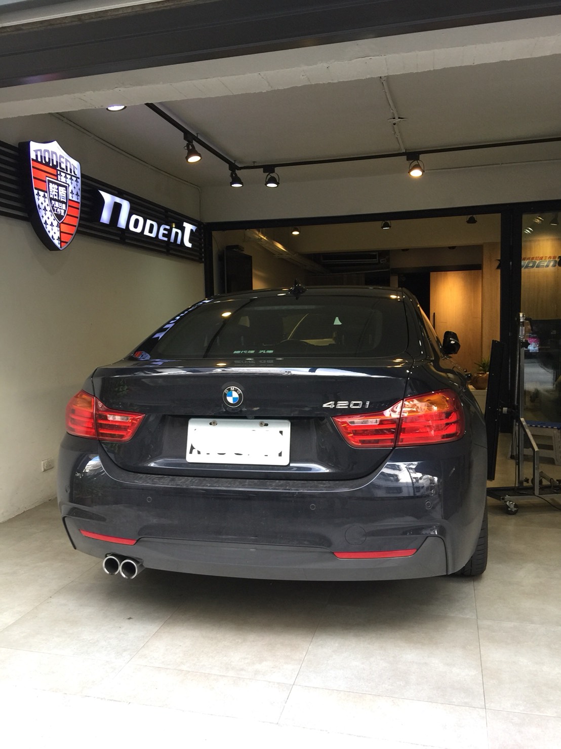 BMW 420I 汽車凹痕修復