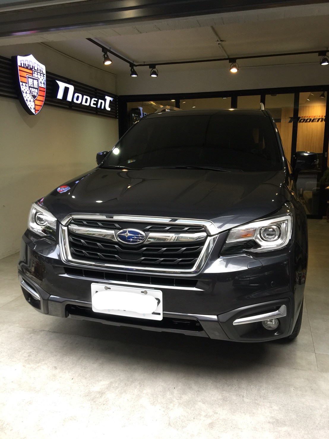 Subaru Forester 前葉子鈑凹痕修復