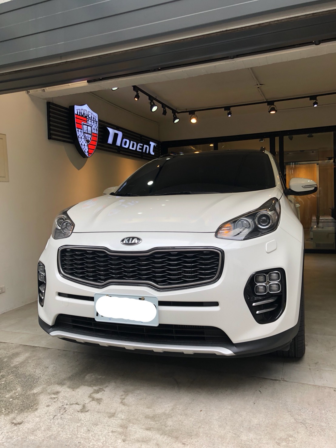 KIA Sportage 車門鈑金凹痕修復