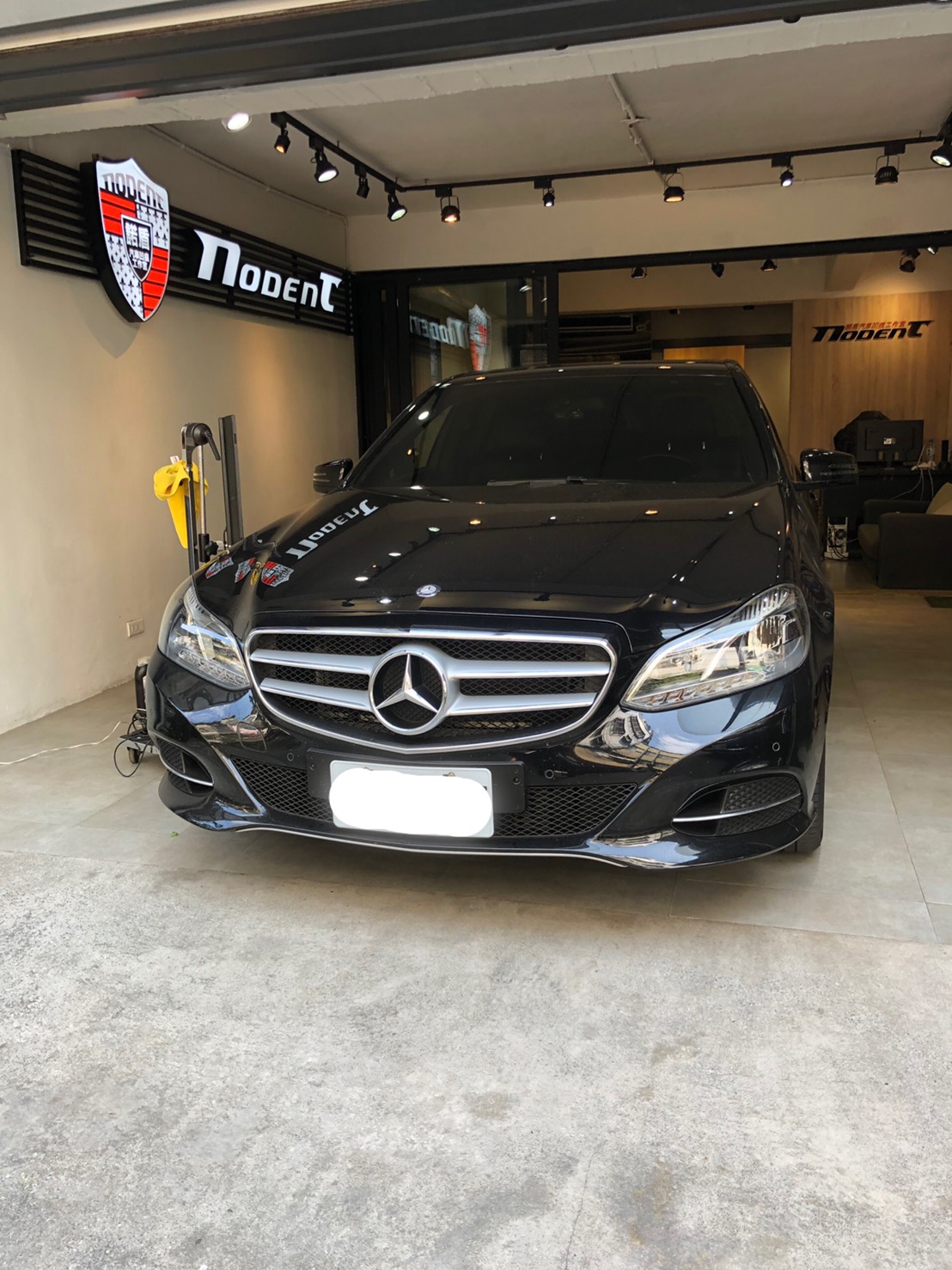 Benz E250 全車凹痕修復