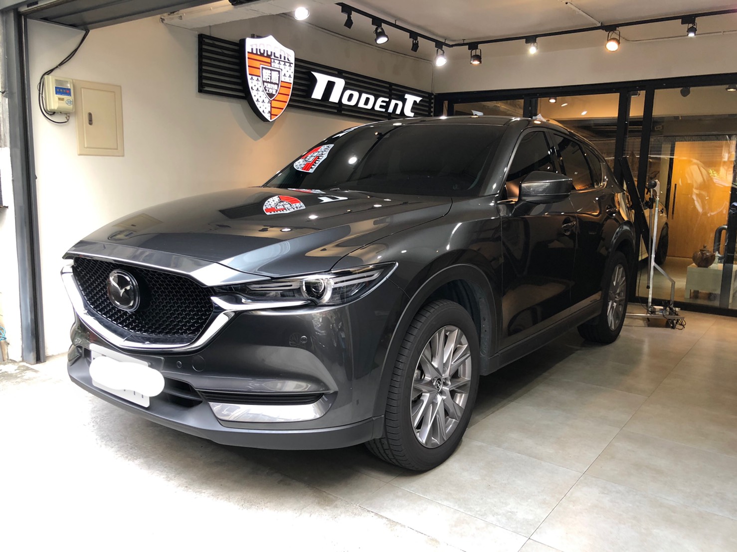 Mazda CX-5 前葉子鈑凹痕修復